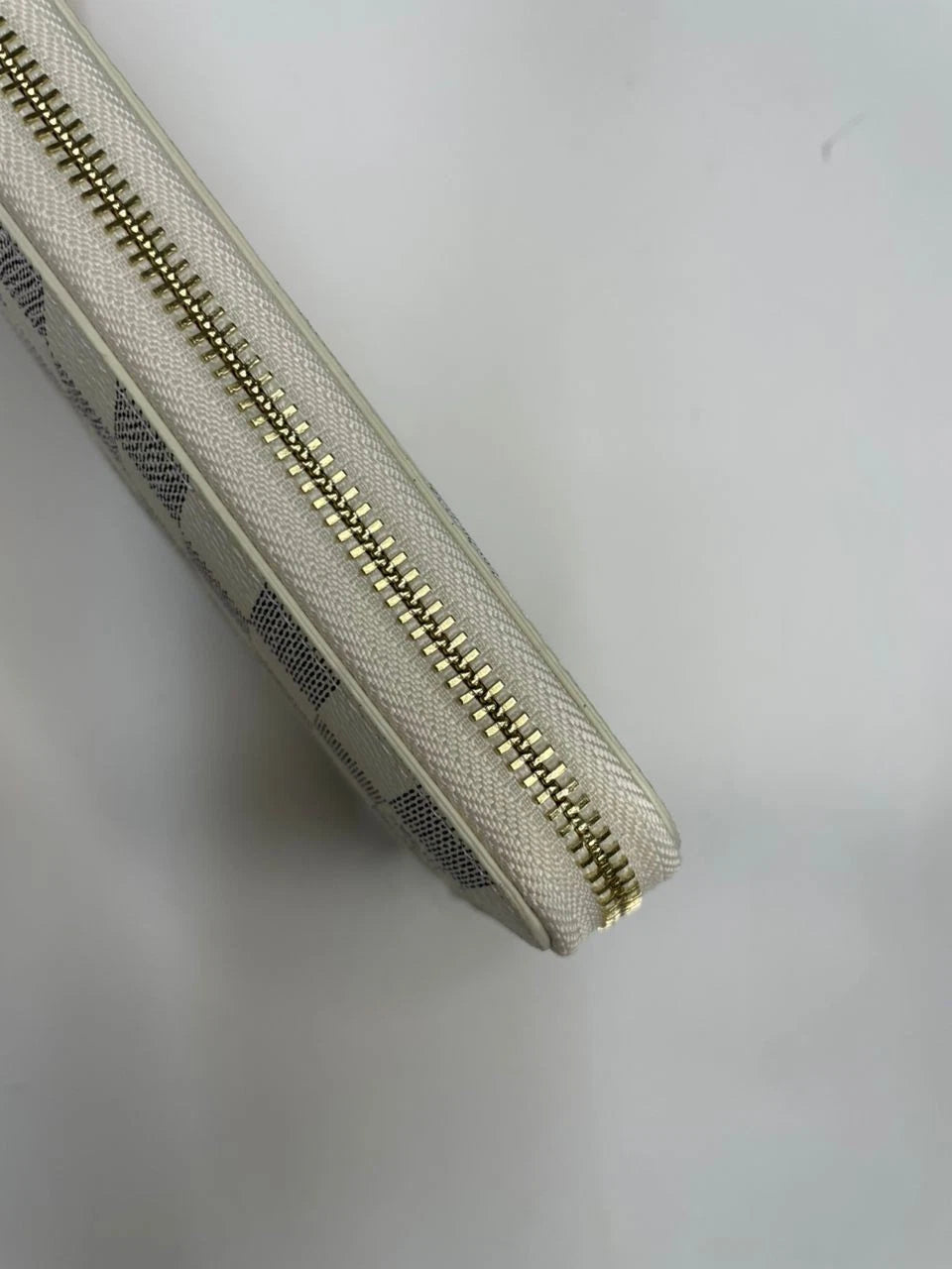 Louis Vuitton Damier Azur Zippy Zip Around Long Wallet Purse White